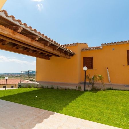 Corte Di Gallura Будони Екстериор снимка